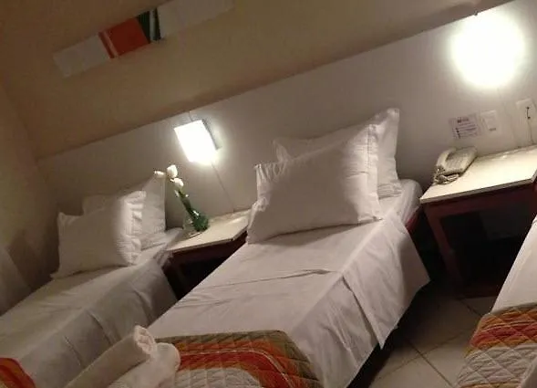 Hotel Lunes Sao Jose